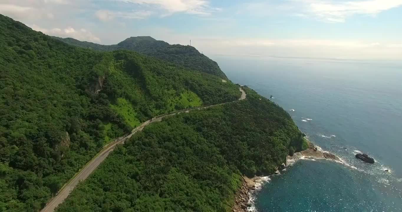 台湾南部环岛自驾旅行途中的景象视频素材