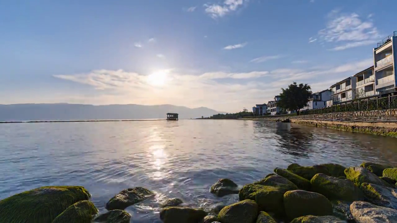 大理洱海日出朝霞延时视频视频素材