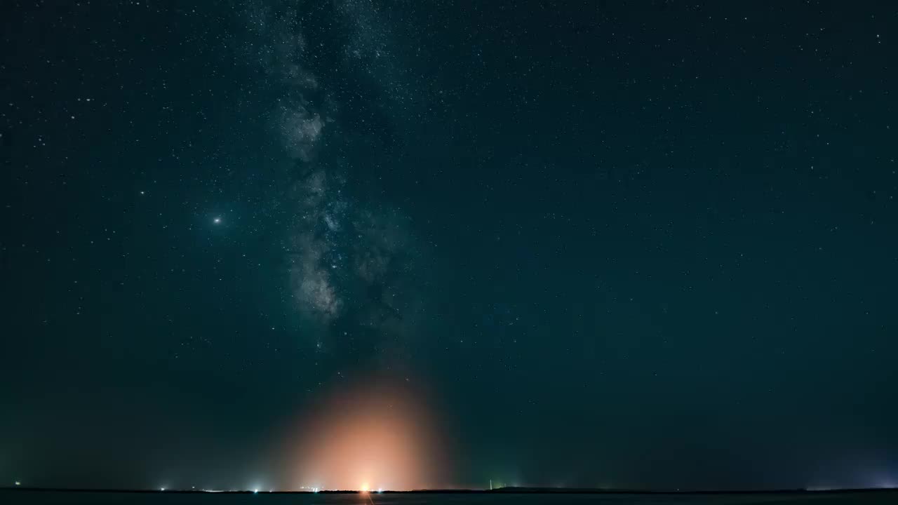 青海海西茫崖翡翠湖星空银河 8K 422/10bit延时视频视频素材