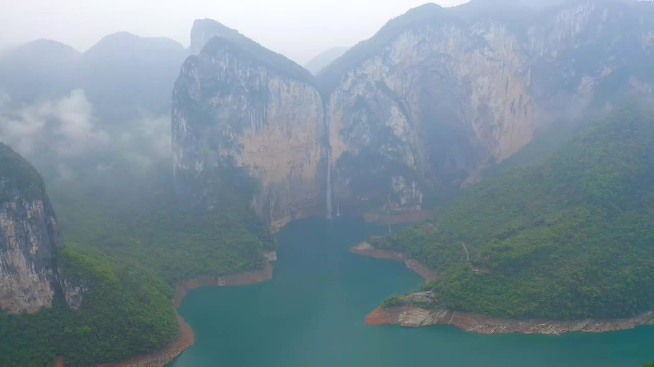 航拍湖北恩施蝴蝶岩视频素材