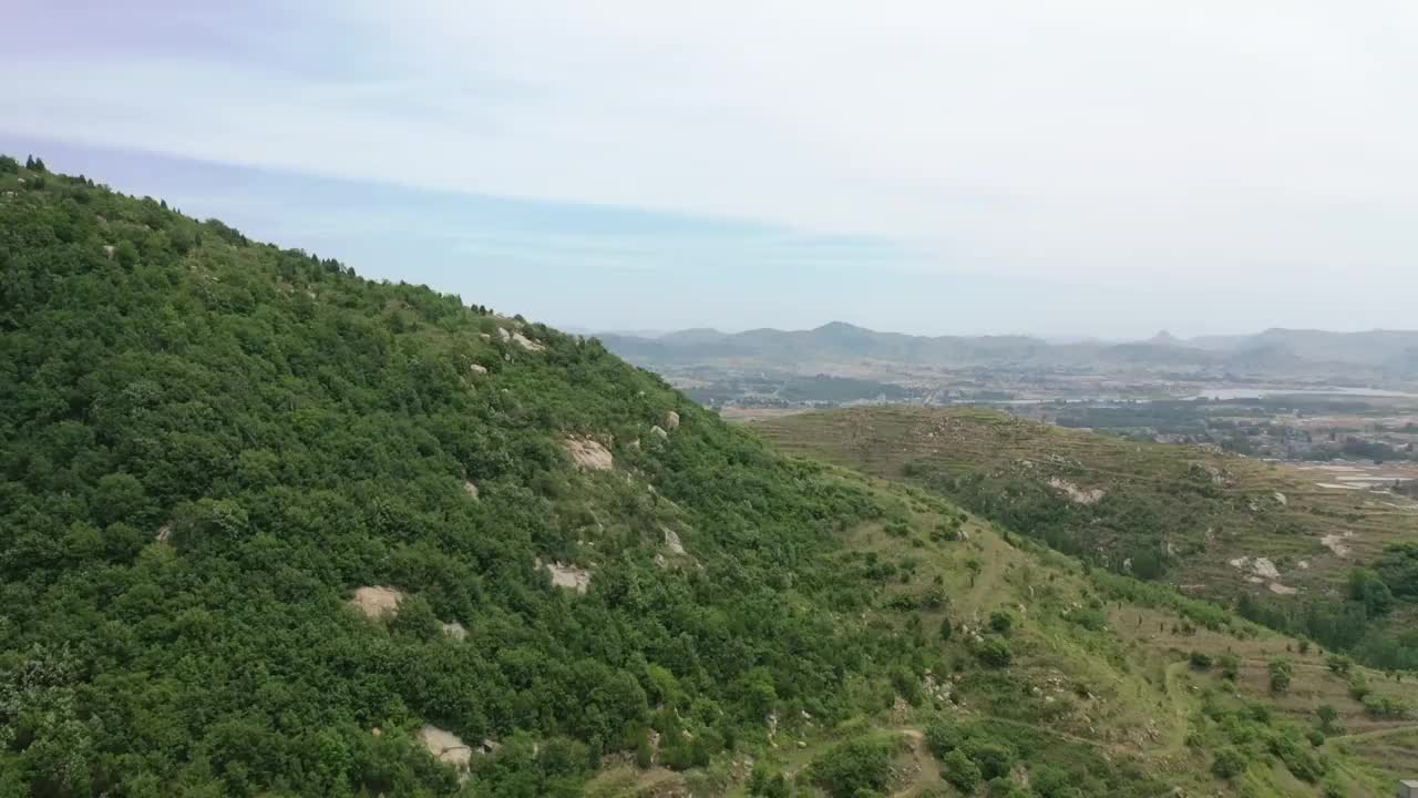 山东枣庄山亭区莲青山群峰拥翠视频素材