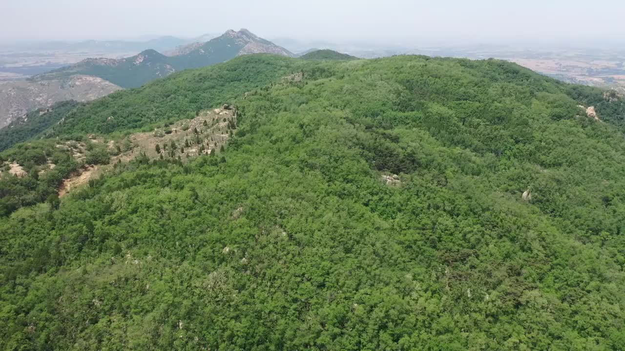 山东枣庄山亭区莲青山群峰拥翠视频素材