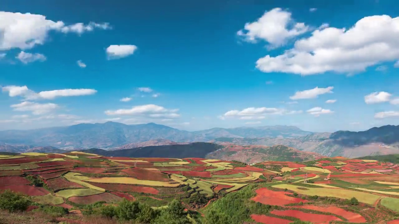 夏季的中国云南东川红土地延时视频素材