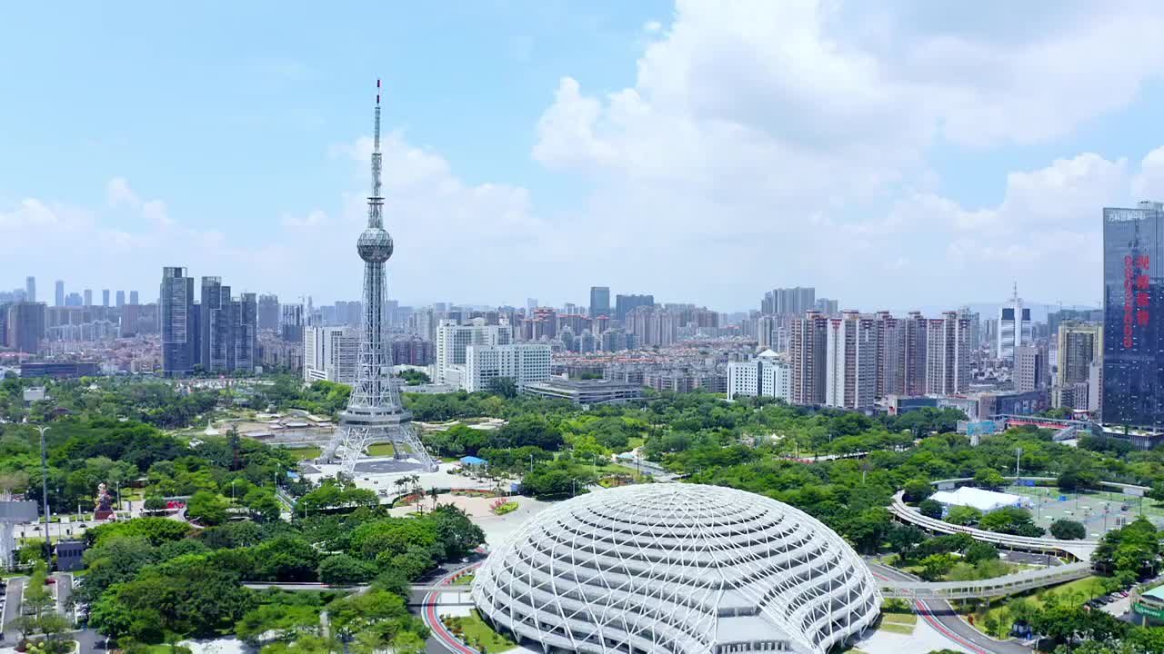 航拍佛山岭南明珠体育馆01视频素材