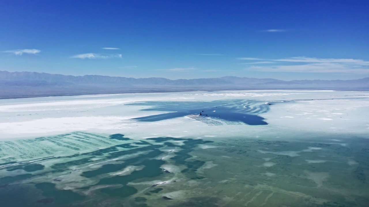 青海海西茶卡盐湖茶卡天空壹号景区 4K航拍视频视频素材