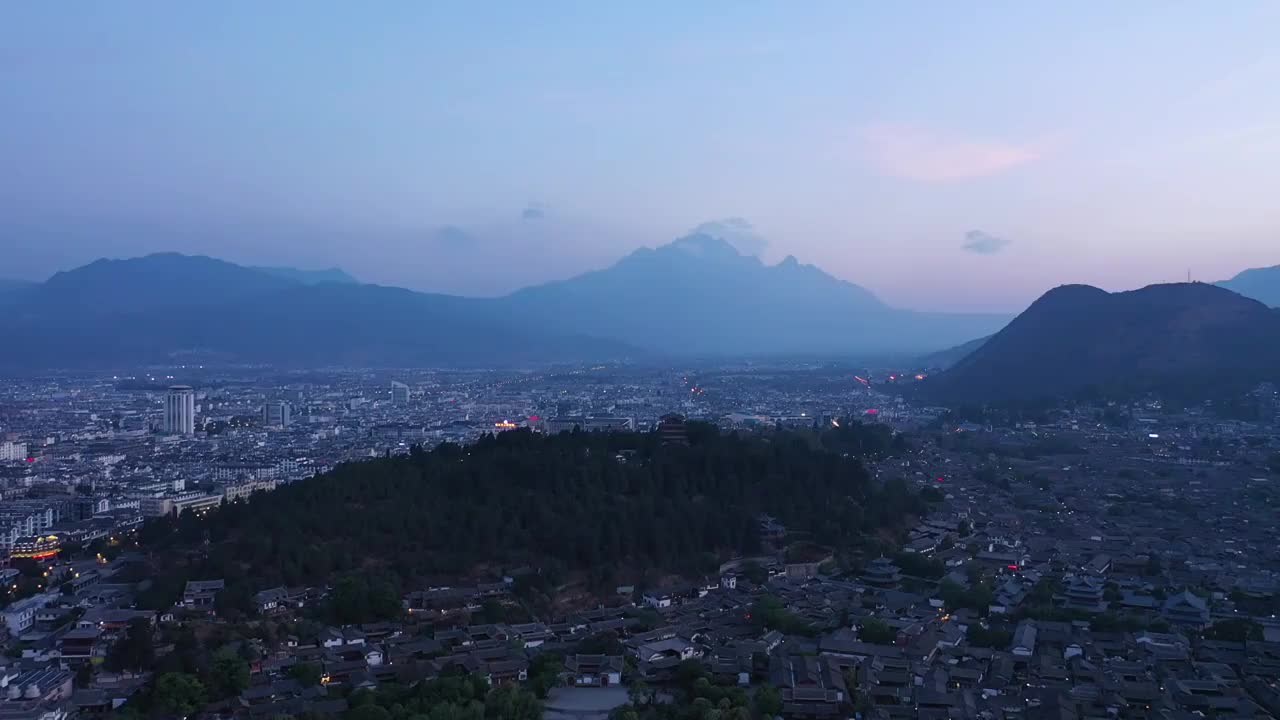 丽江,万古楼,云南省,房屋,玉龙雪山,木府,日出视频素材