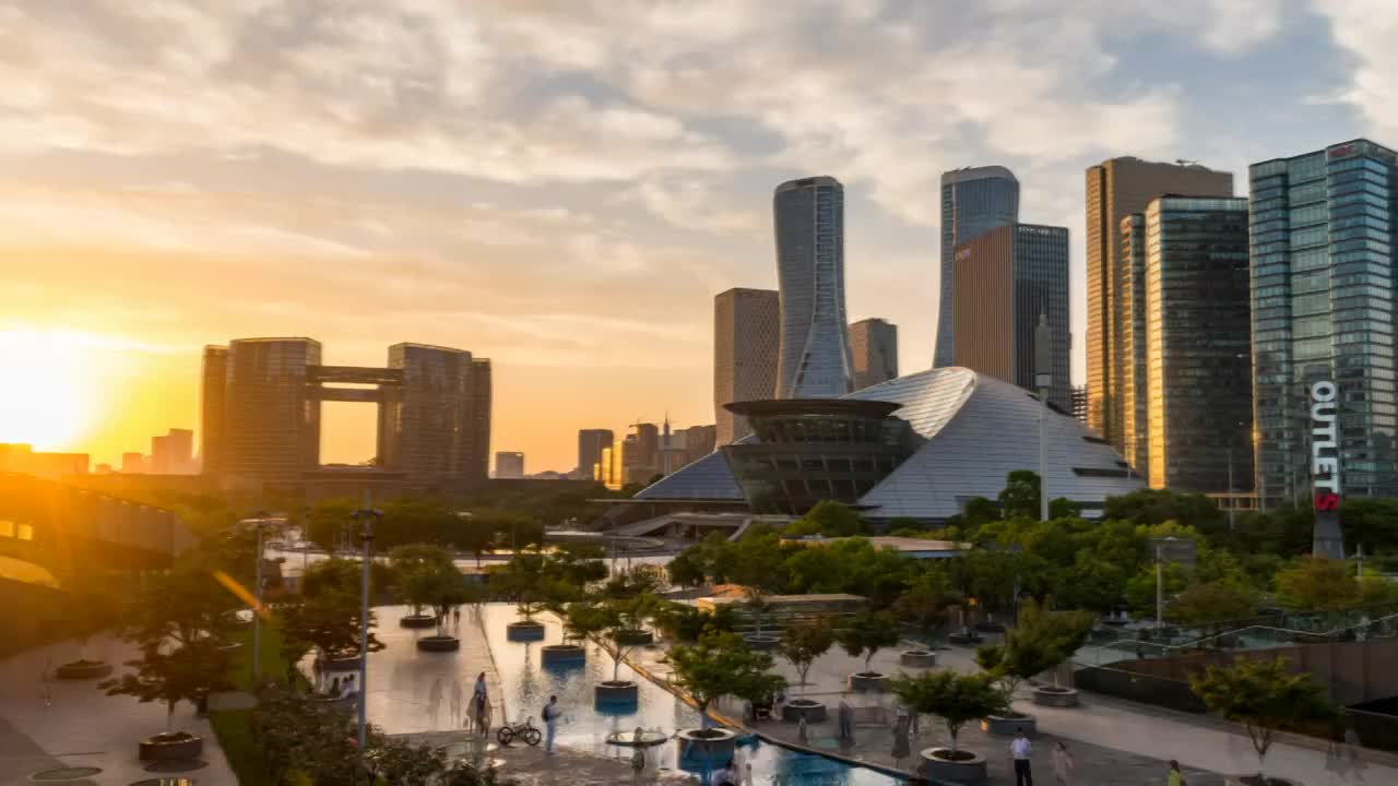 浙江杭州：杭州钱江新城及城市阳台视频素材