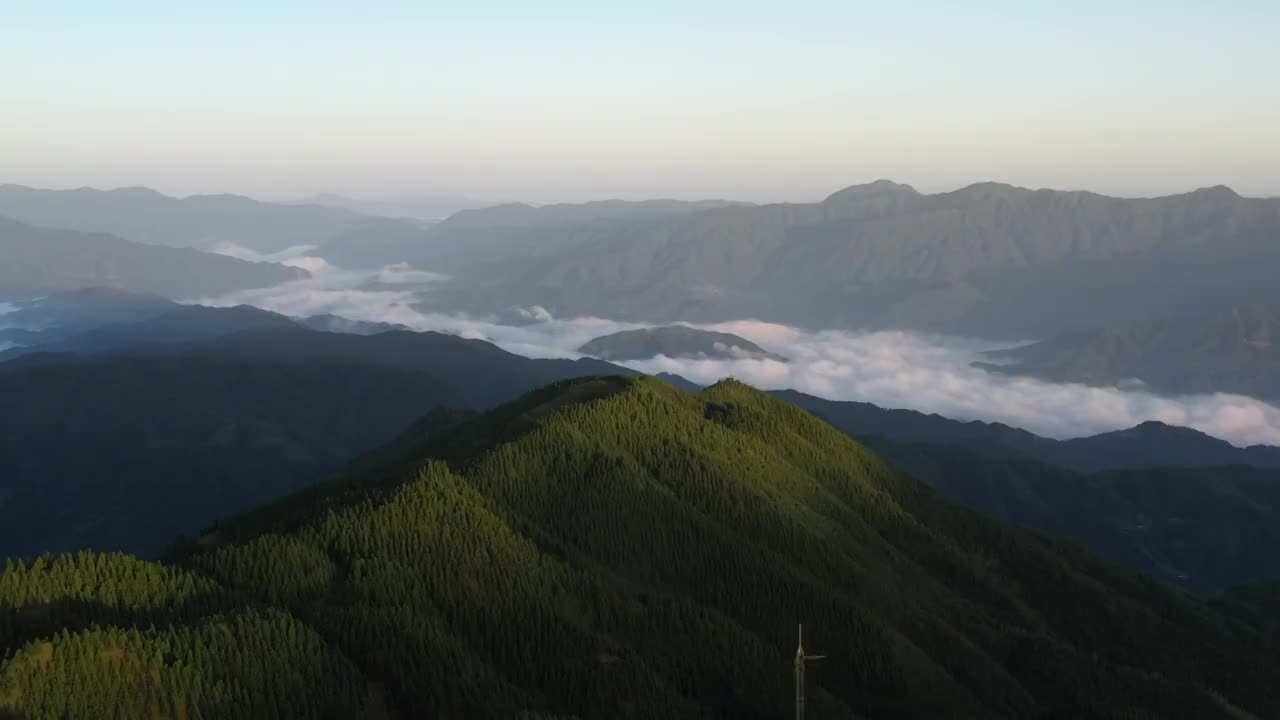 夏天清晨阳光下桂林龙胜潘内梯田风光视频素材