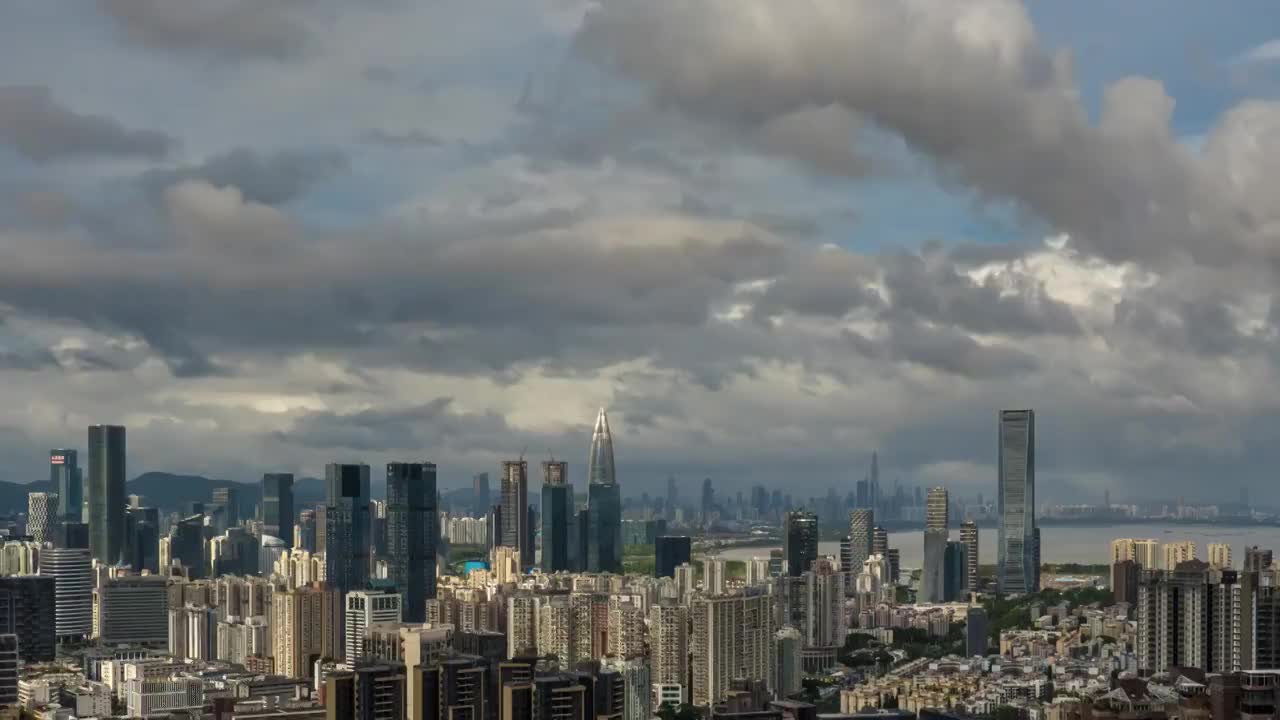 多云天气的深圳南山区后海视频素材