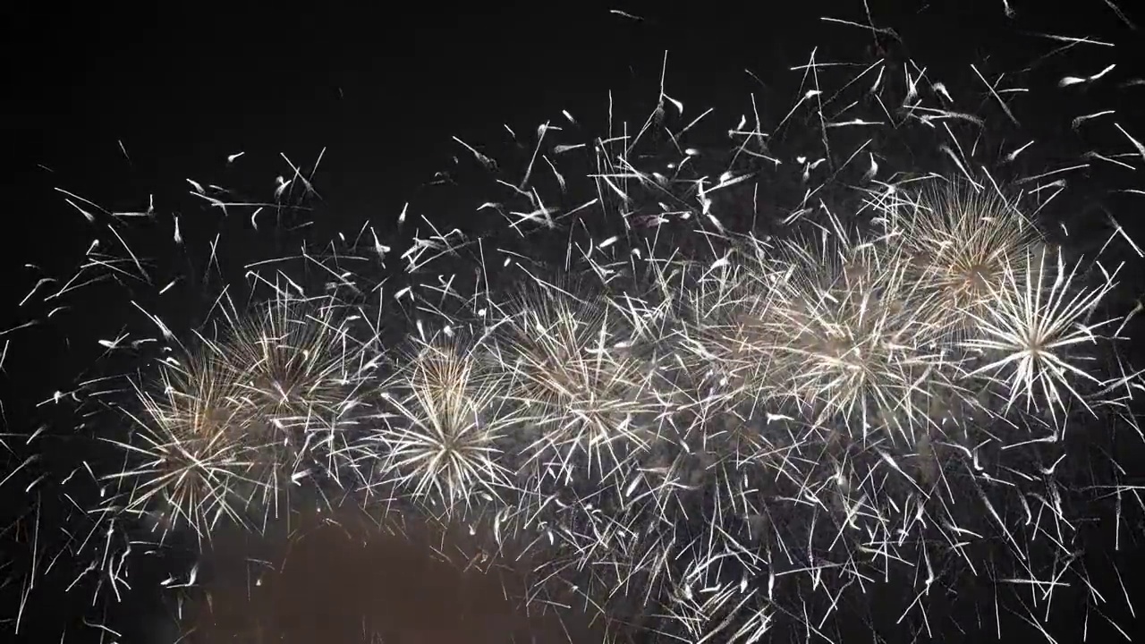 庆祝100周年北京鸟巢烟花秀升格烟花慢速特写视频素材