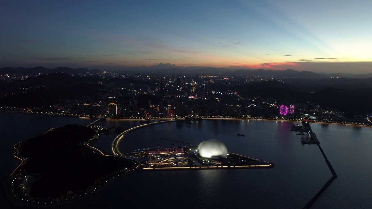 珠海大剧院夜景航拍视频素材