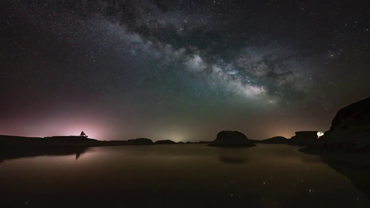 水上雅丹星空视频下载