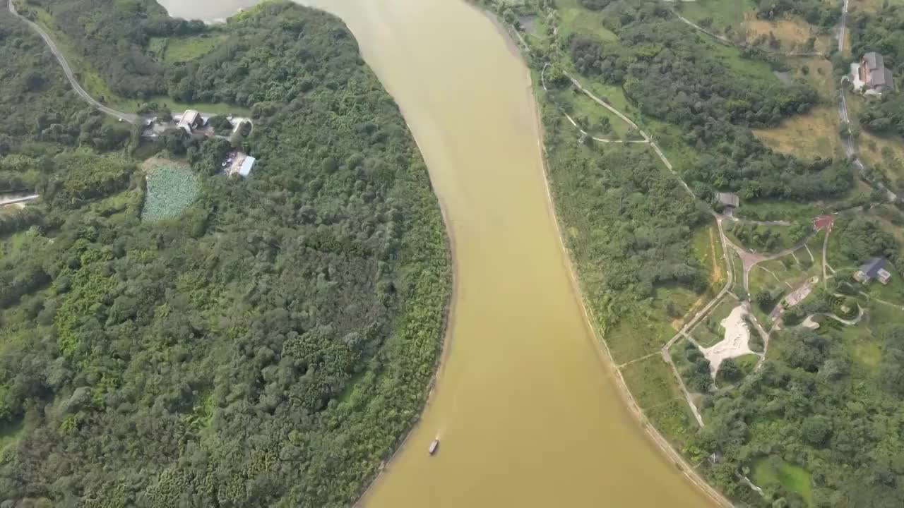 成都市青龙湖湿地公园蓝天白云湖泊航拍视频素材