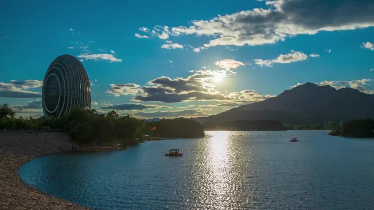 怀柔，雁栖湖。行云流水，日落西山。视频下载