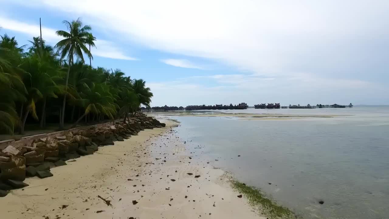 马来西亚沙巴州亚庇仙本那马布岛水屋航拍视频影片视频素材