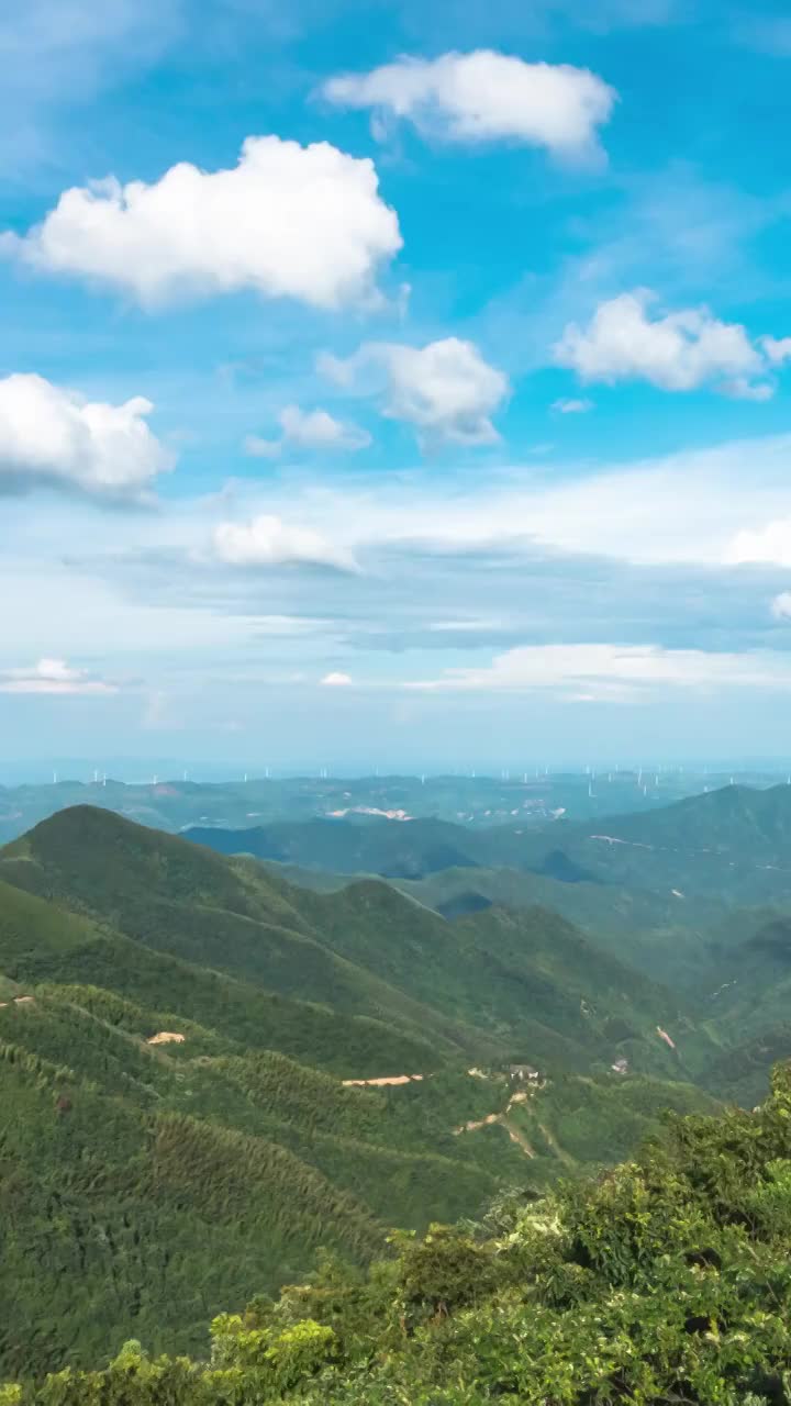 自然风光山脉山峰，自然地理，蓝天白云视频素材