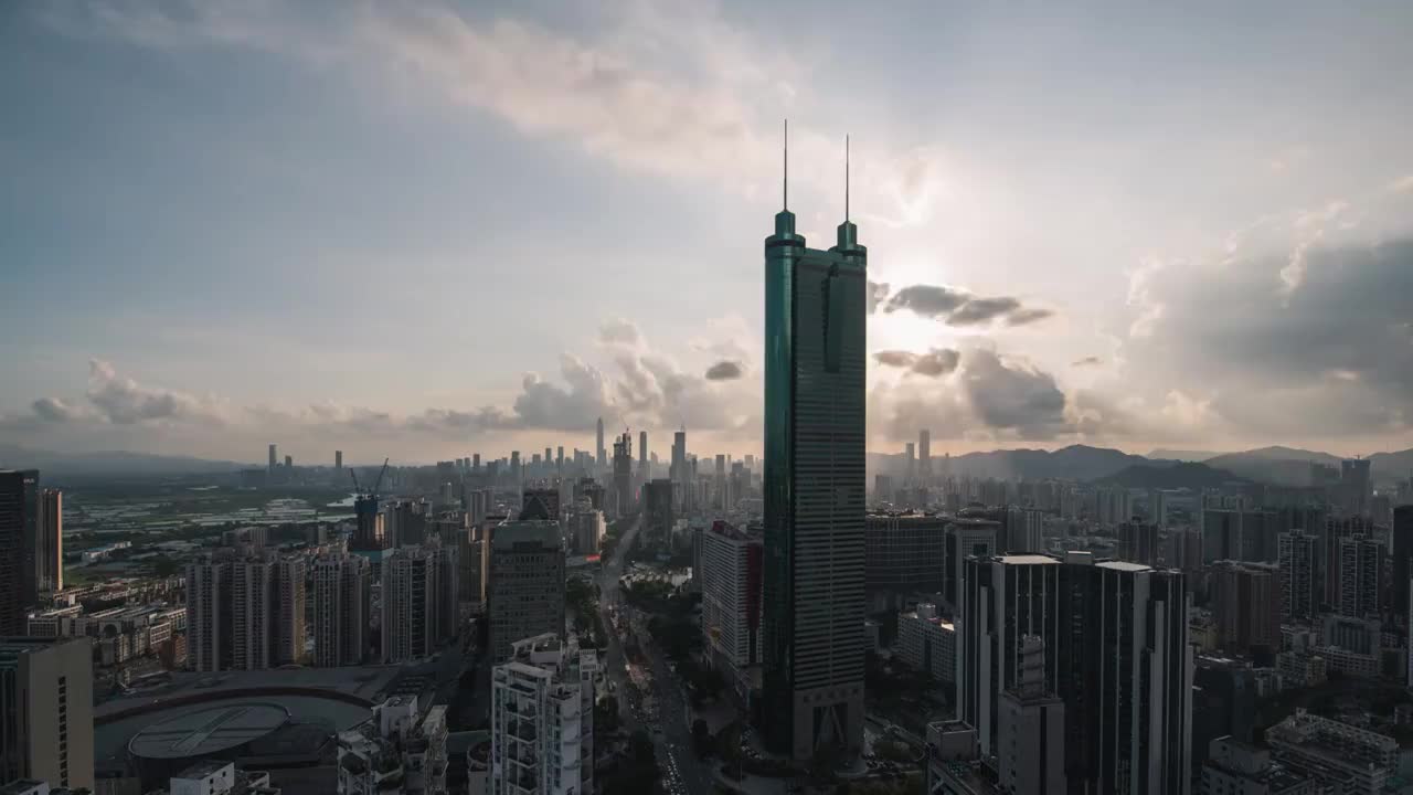 深圳罗湖区地王大厦日转夜延时视频素材