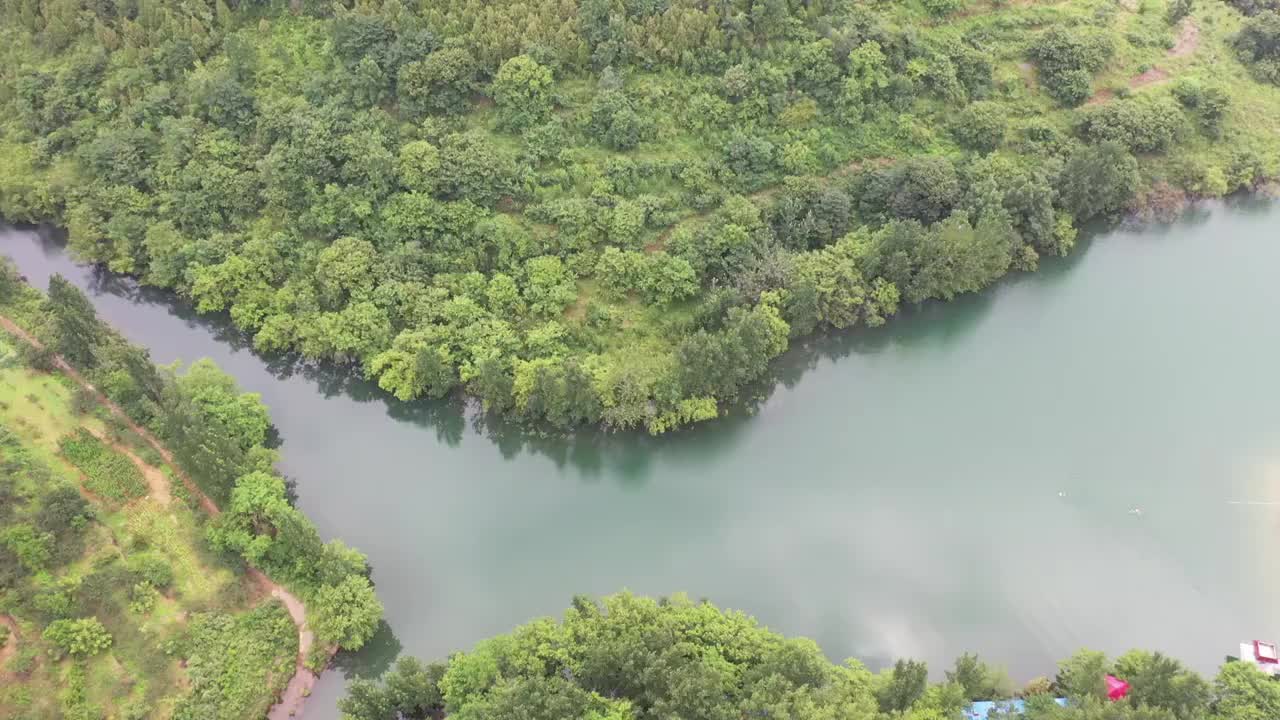 山东枣庄山亭区龙门观水库视频素材