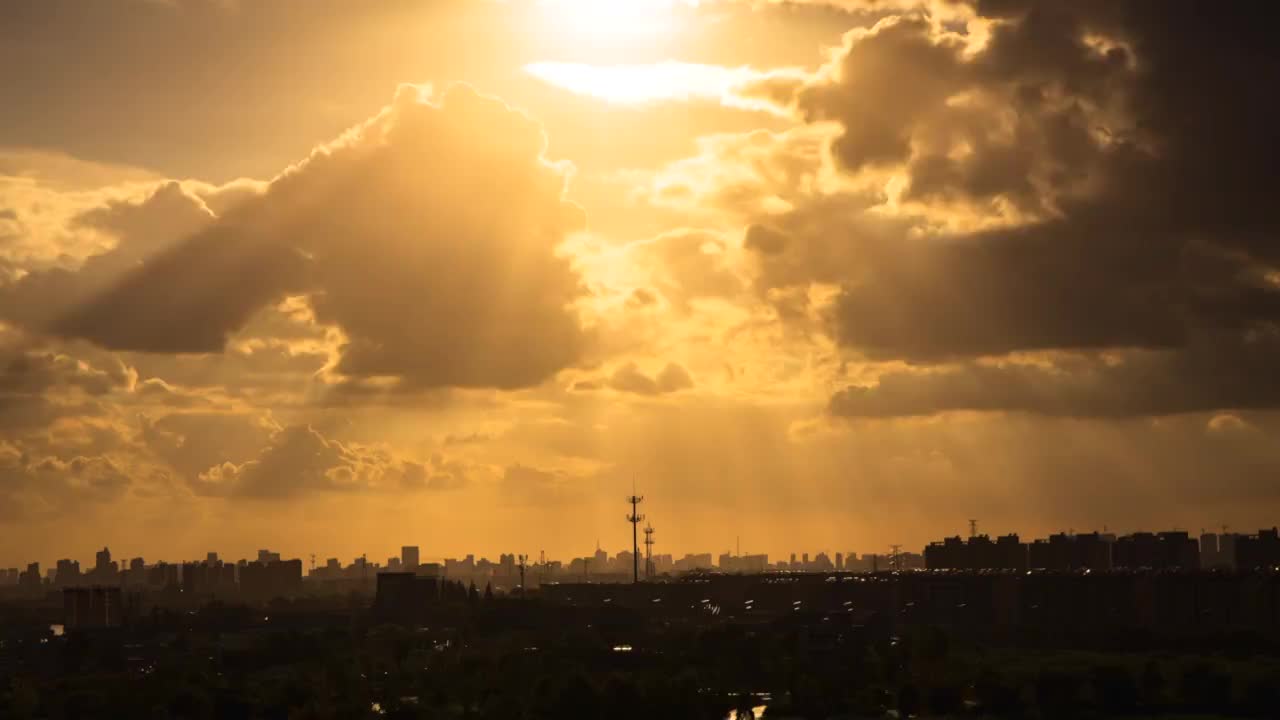 照耀大地视频素材