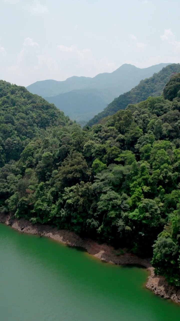 广州石门国家森林公园石门景区红枫湖视频素材