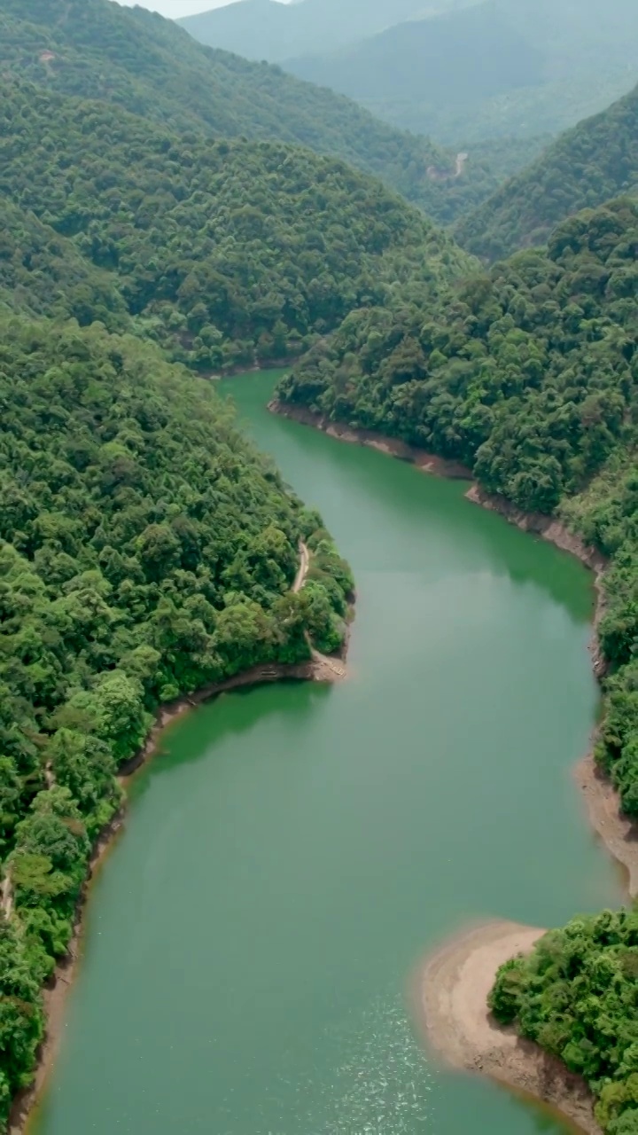 广州石门国家森林公园石门景区红枫湖视频素材