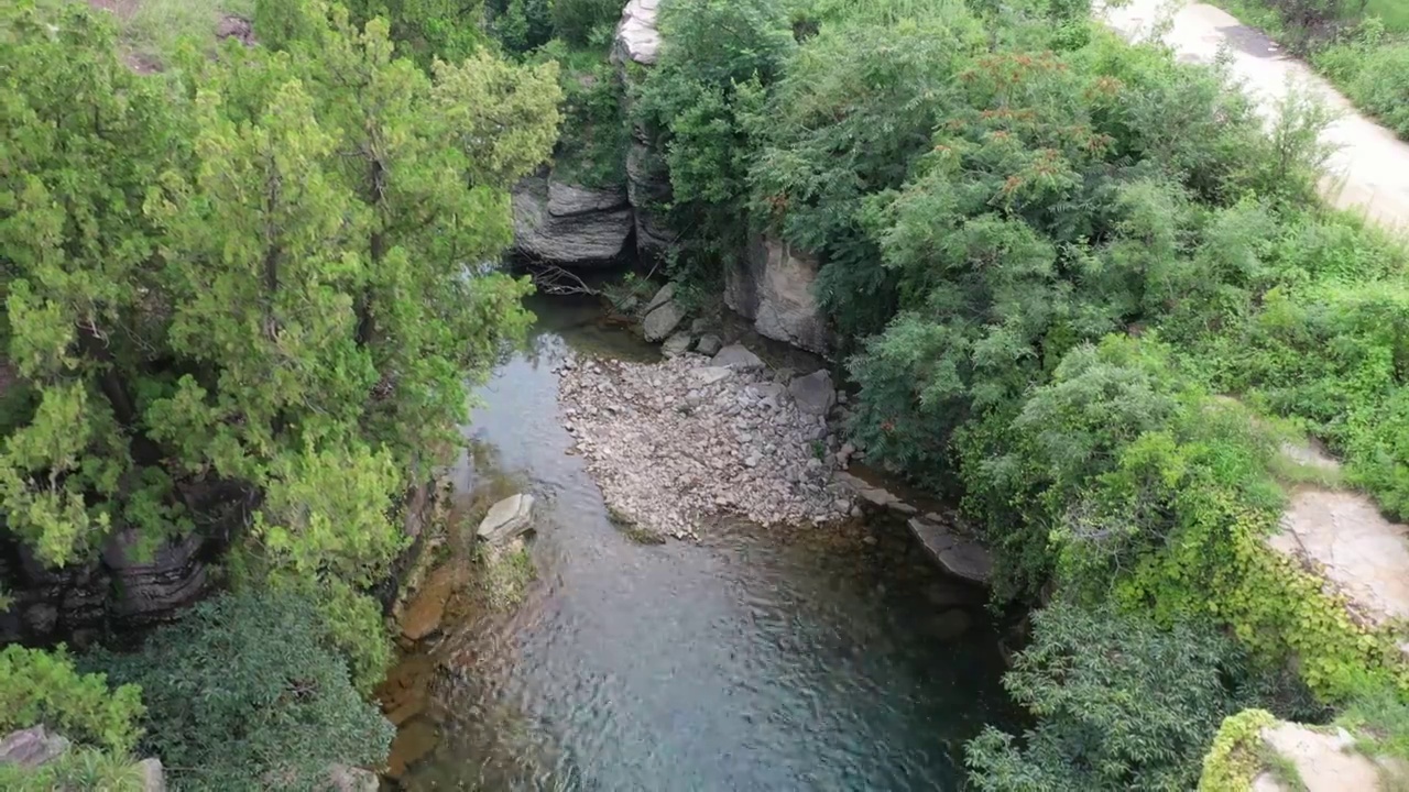 山东枣庄山亭区沧浪渊美景视频素材