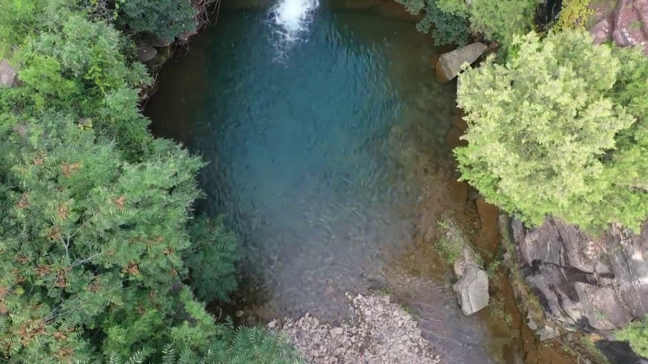 山东枣庄山亭区沧浪渊美景视频素材