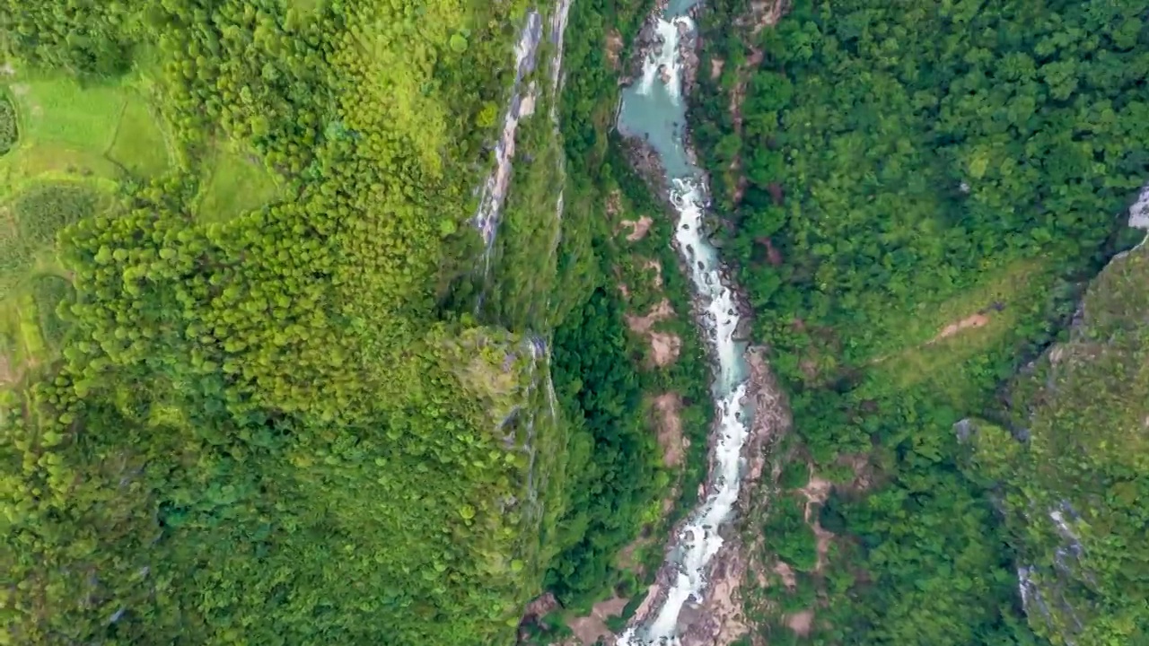 航拍贵州平塘甲青大峡谷自然风光视频素材