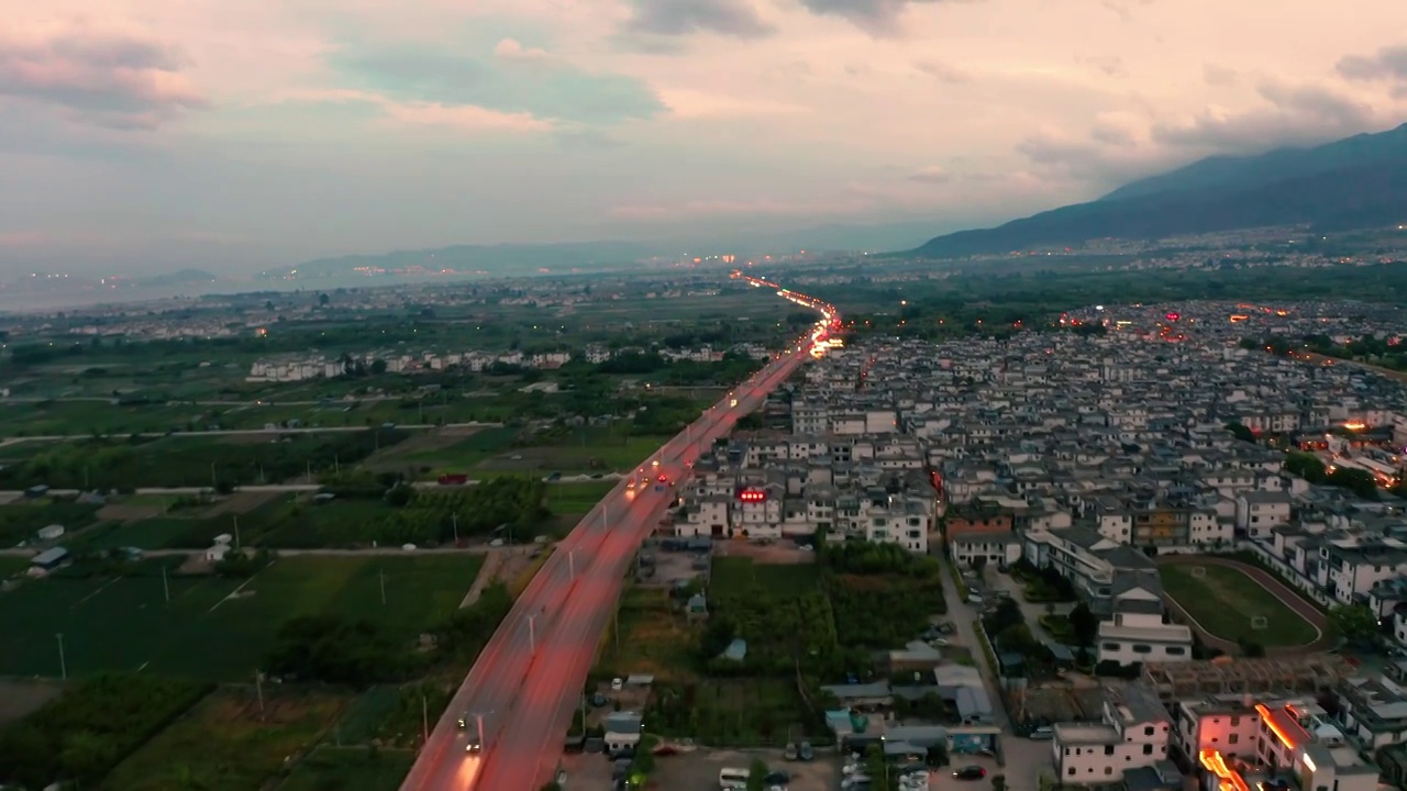 航拍云南大理古城夜景视频素材