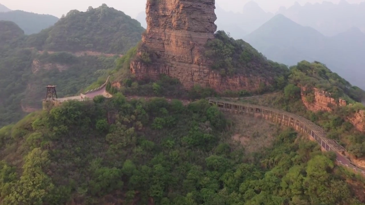 航拍河北京娘湖景区太行山峡谷河流地缝自然风光视频素材