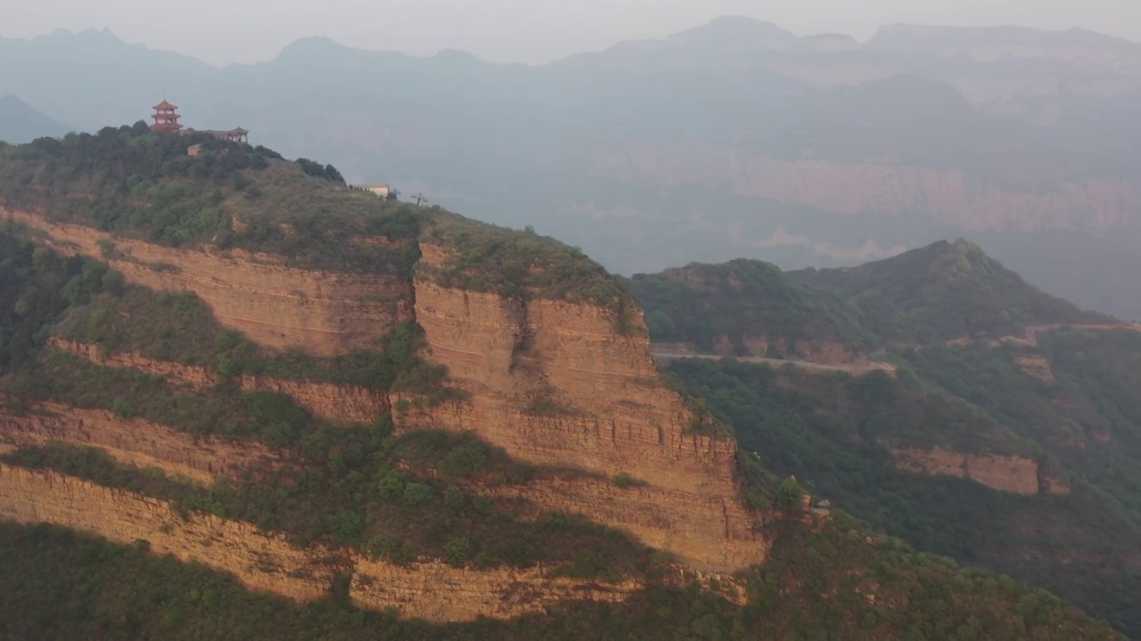 航拍河北京娘湖景区太行山峡谷河流地缝自然风光视频素材