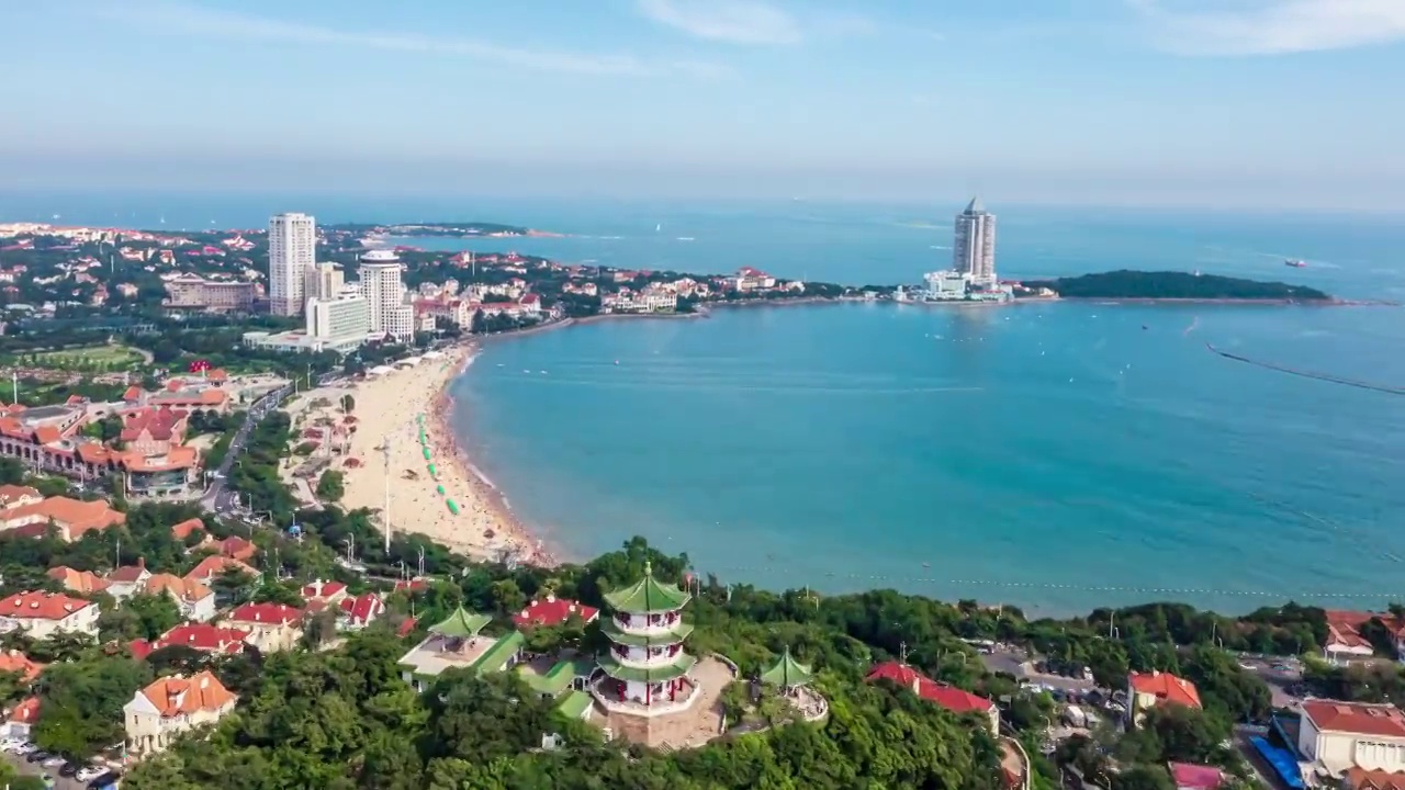 青岛汇泉湾第一海水浴场视频素材