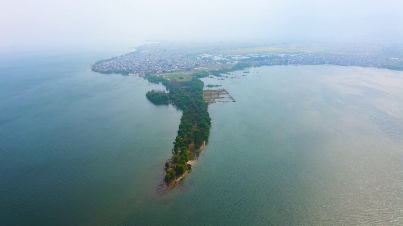 航拍云南大理洱海海舌公园视频素材