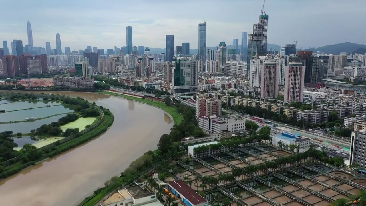 广东省深圳市罗湖区深城投中心滨河水务广场航拍视频素材