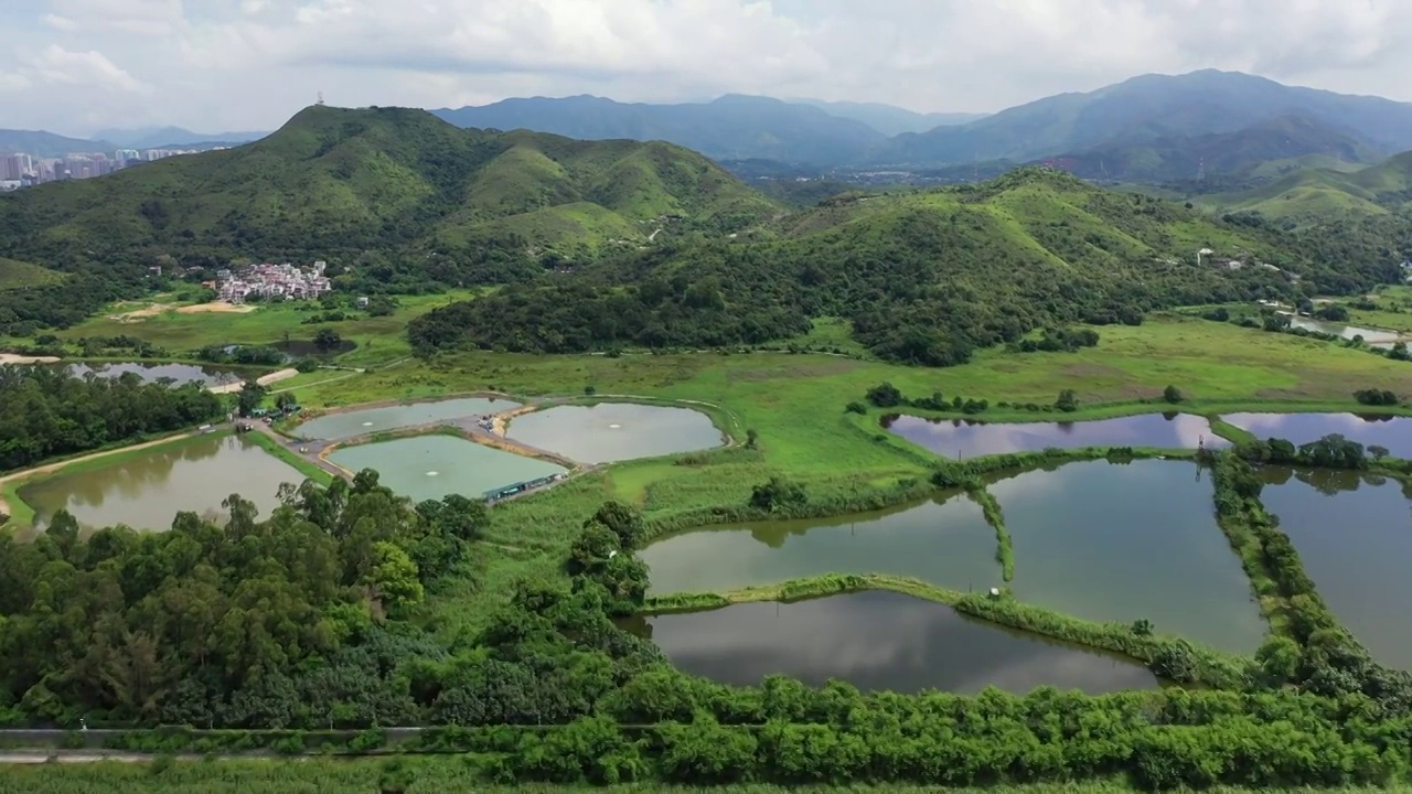 广东省深圳市罗湖区深城投中心滨河水务广场航拍视频素材