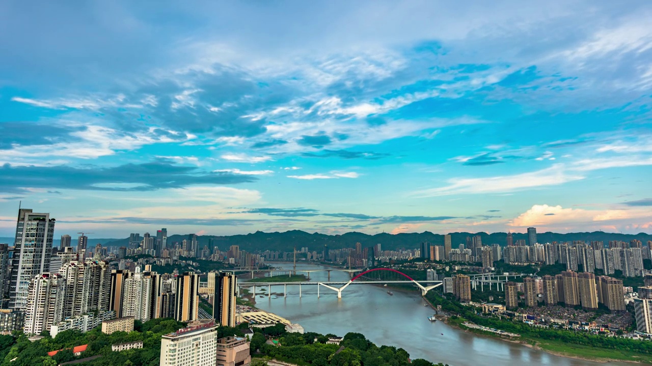 重庆市区雨后彩虹延迟视频素材