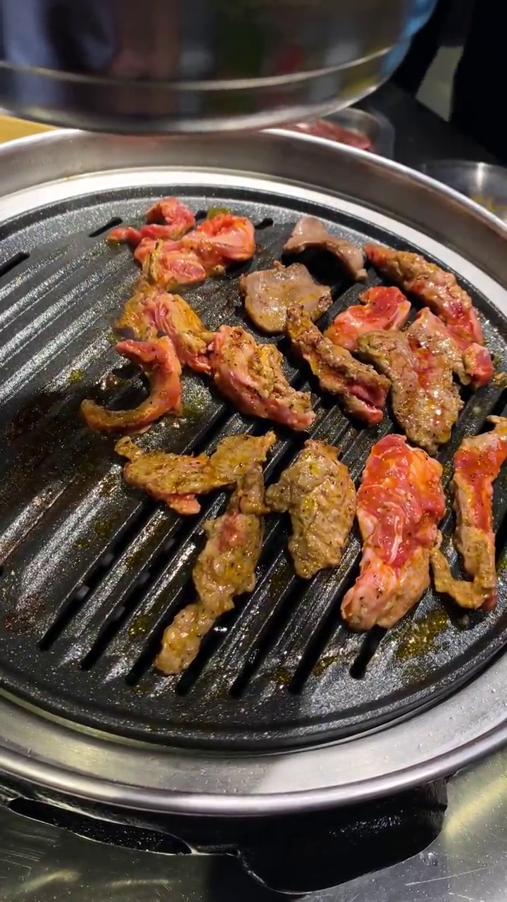 电锅烤肉烧烤美食视频素材