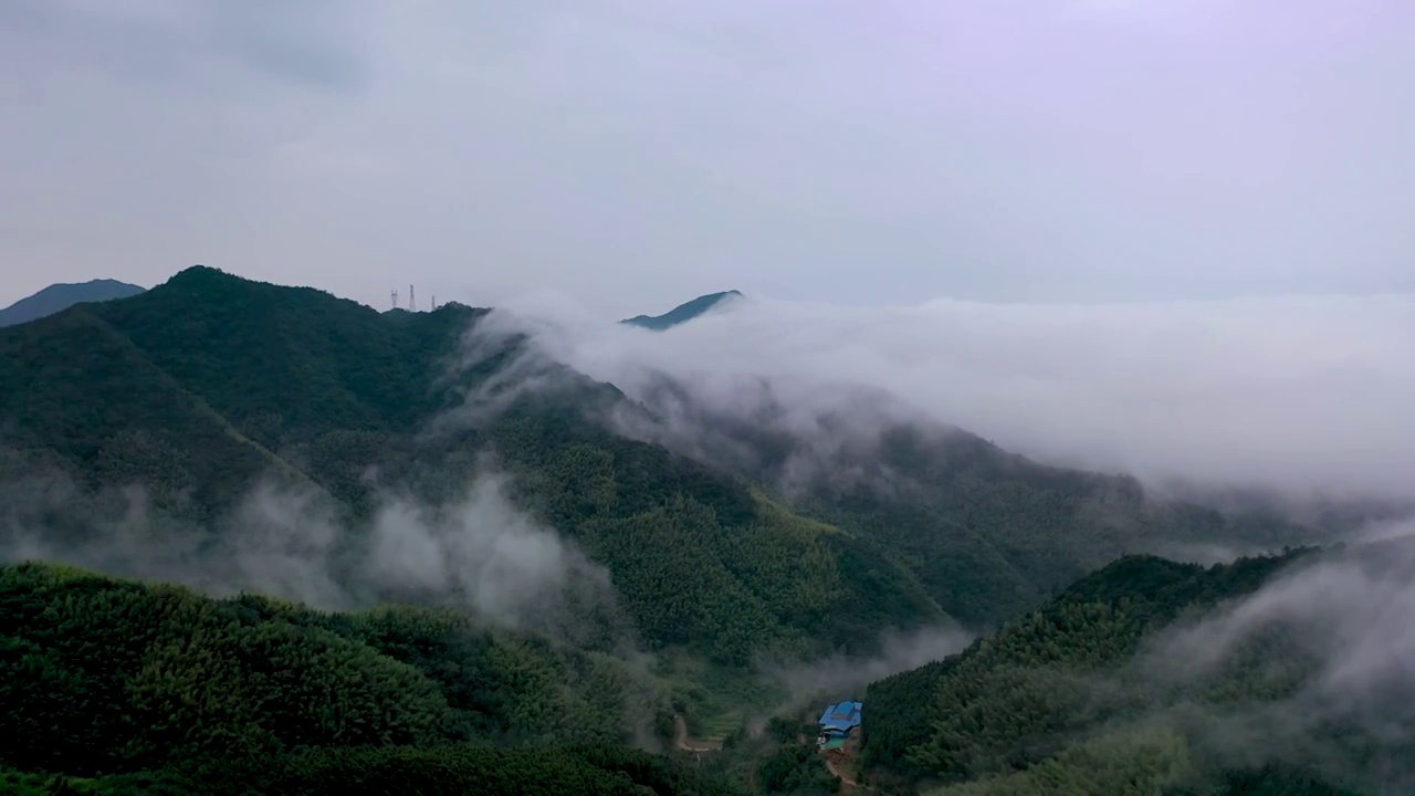 云峰台飘逸的云海视频素材