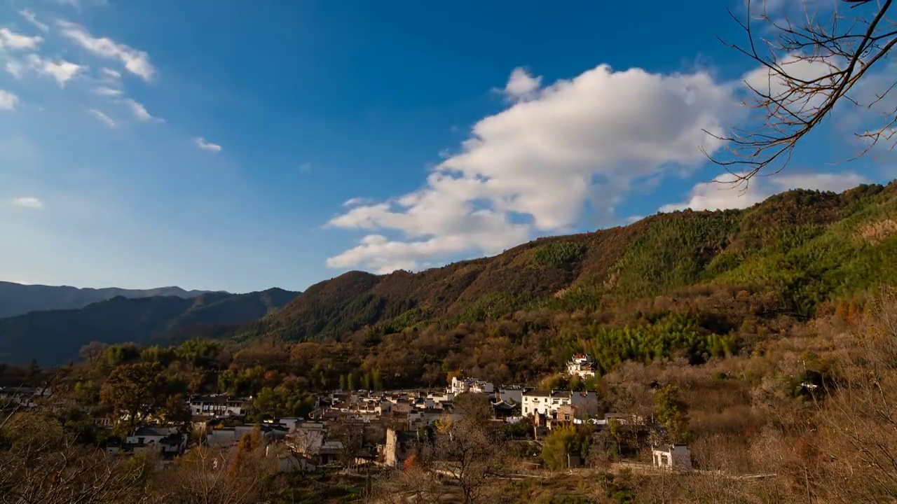 深秋的塔川视频素材