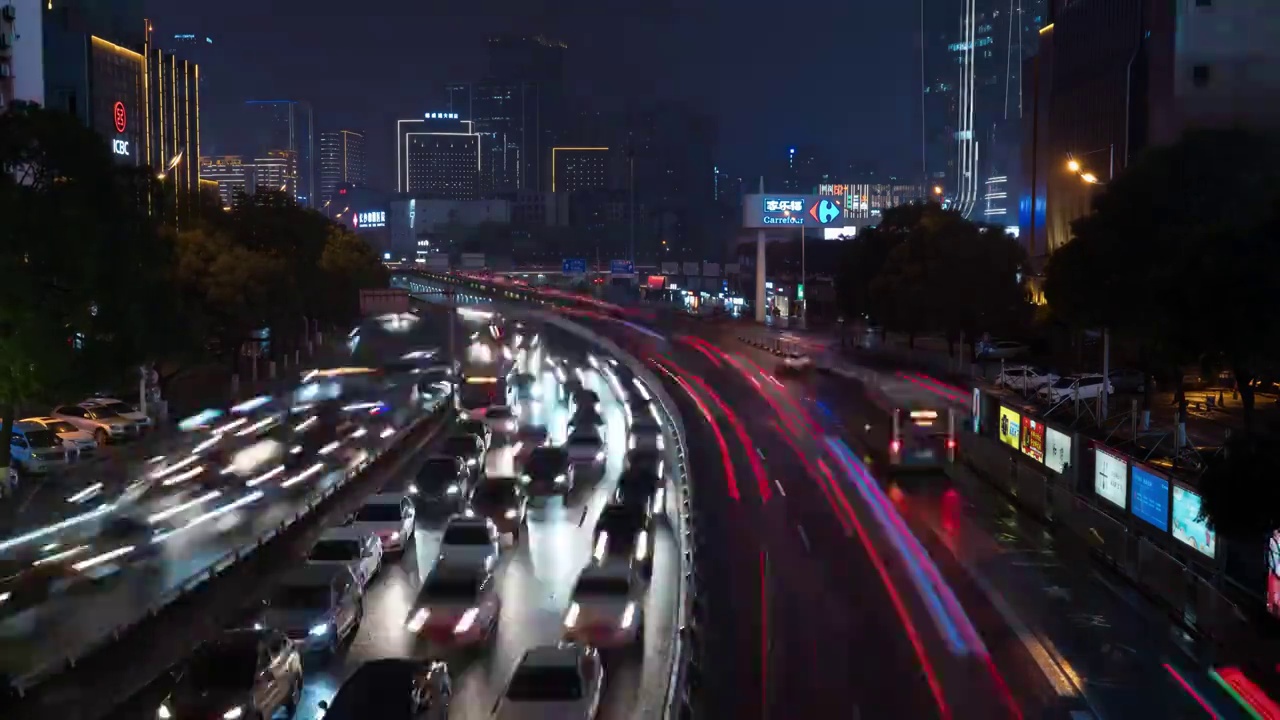 长沙芙蓉中路夜景车流延时视频素材