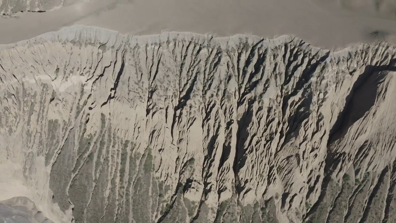 安集海大峡谷,白昼,云景,雪山,云视频素材