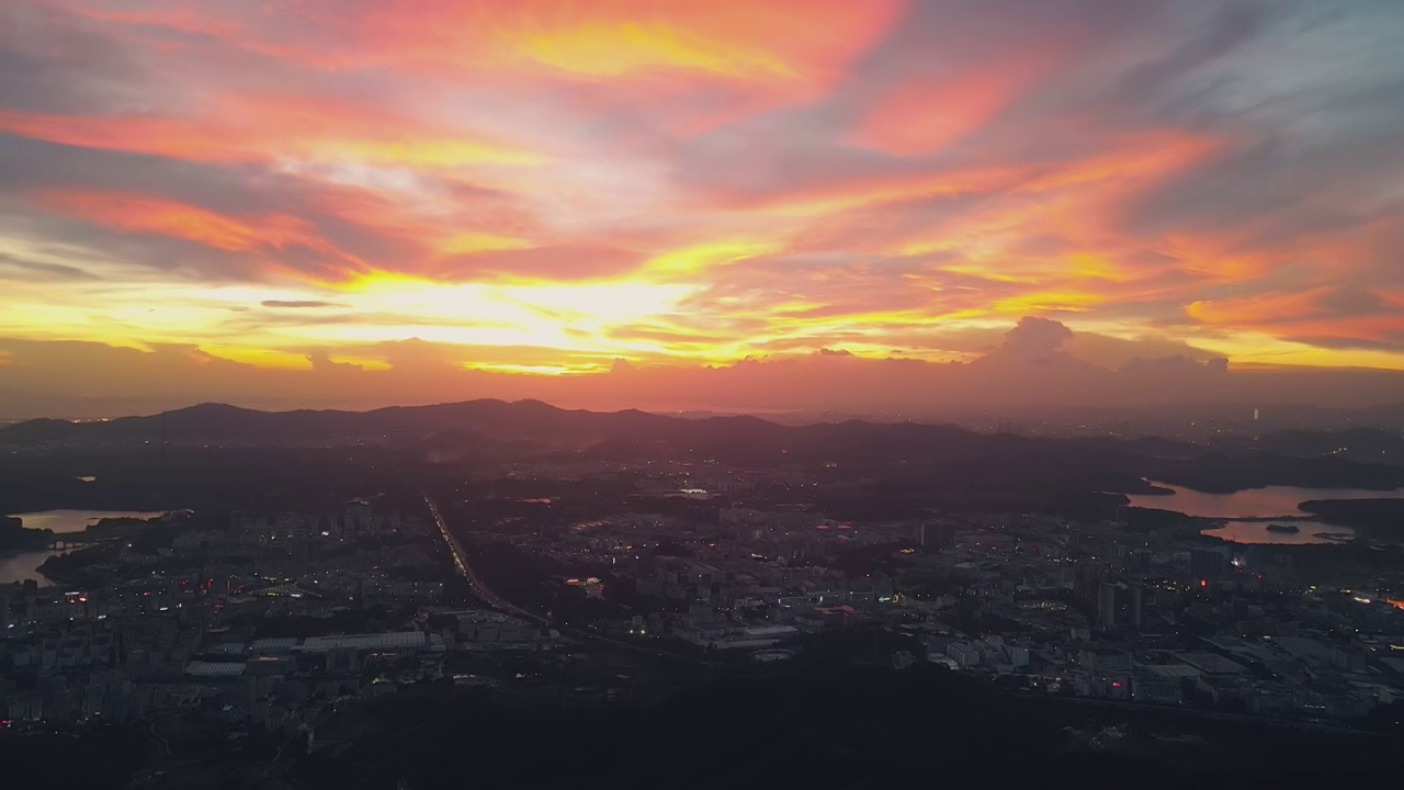 深圳羊台山晚霞航拍视频素材