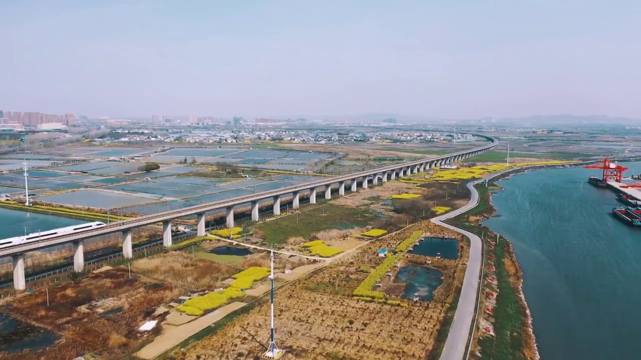 高铁地铁高速铁路复兴号高铁和谐号高铁铁轨铁路乘客运输视频素材