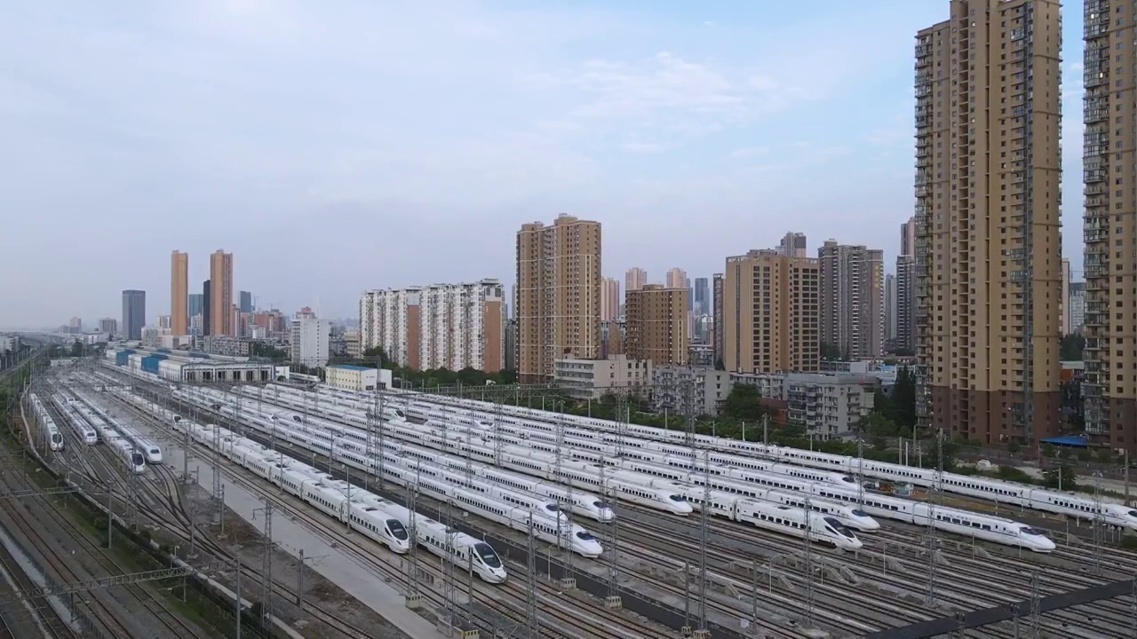 高铁地铁高速铁路复兴号高铁和谐号高铁铁轨铁路乘客运输视频素材