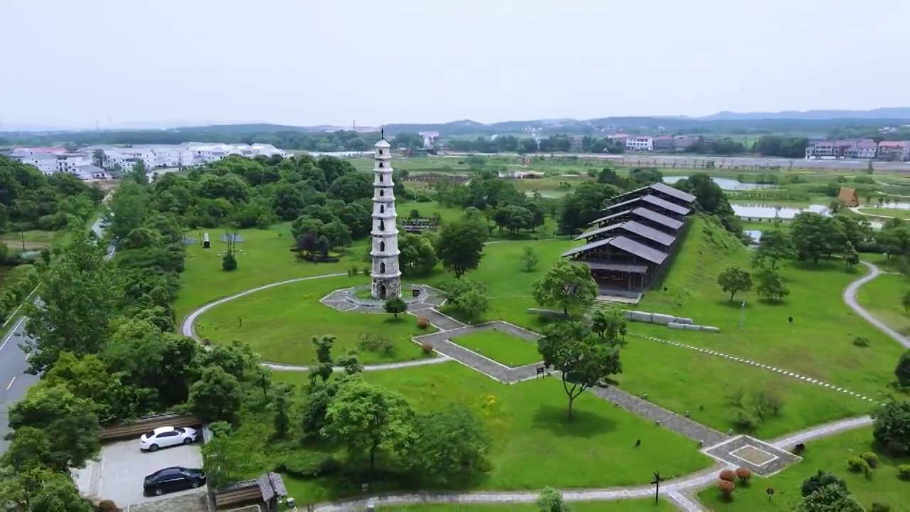 航拍吉州窑本觉寺岭龙窑遗址视频素材