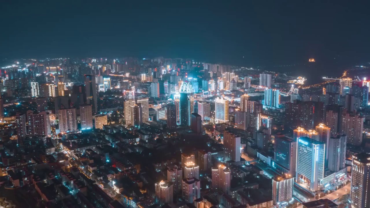 西宁夜景航拍大范围延时视频素材