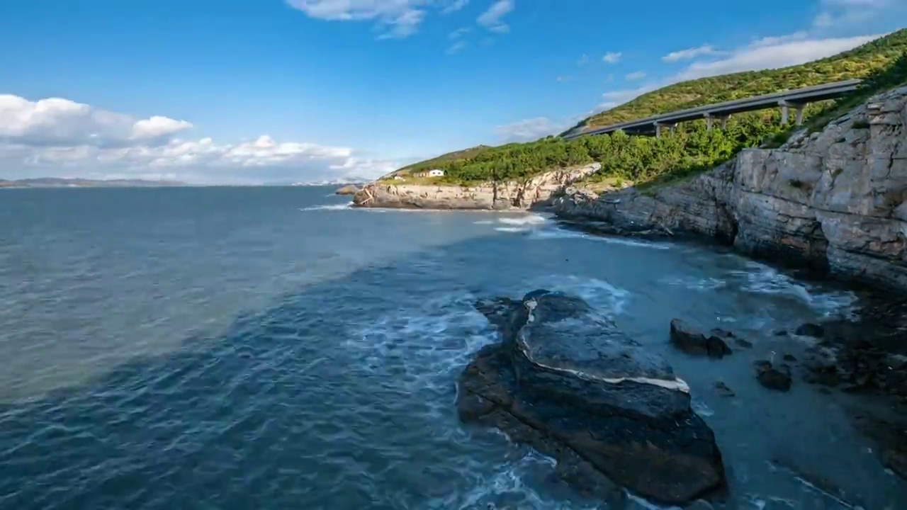 中国辽宁大连大黑石海岸风光视频素材