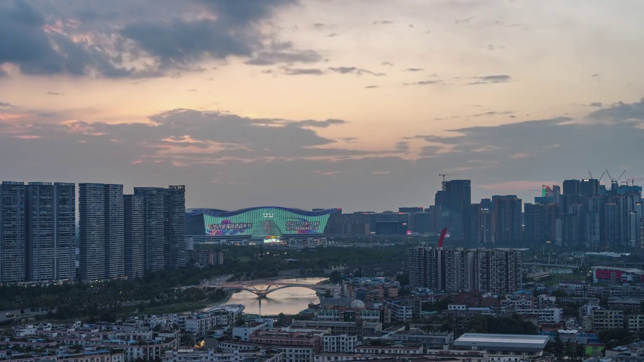 成都环球中心和五岔子大桥日落夜景视频素材