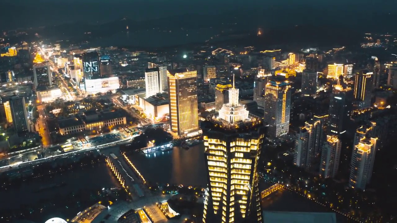 夜晚的杭州市区航拍视频素材