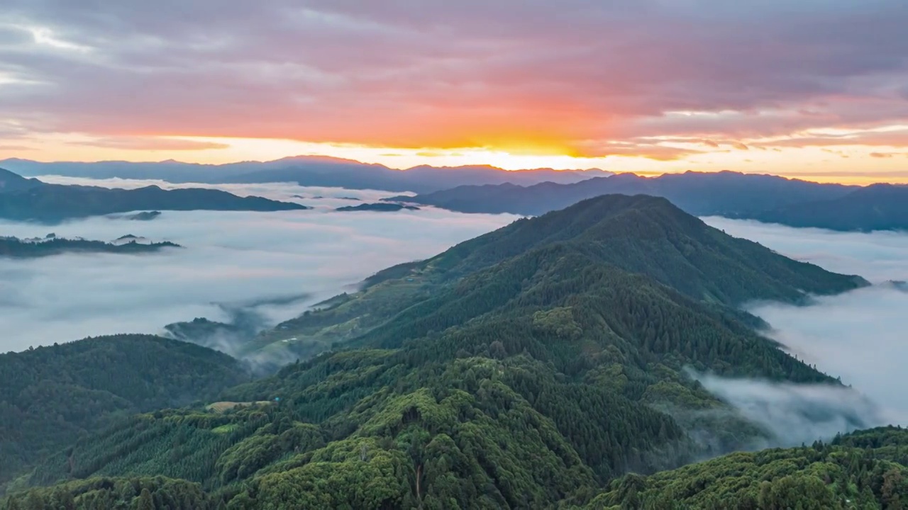 云海日出壮丽山河视频下载